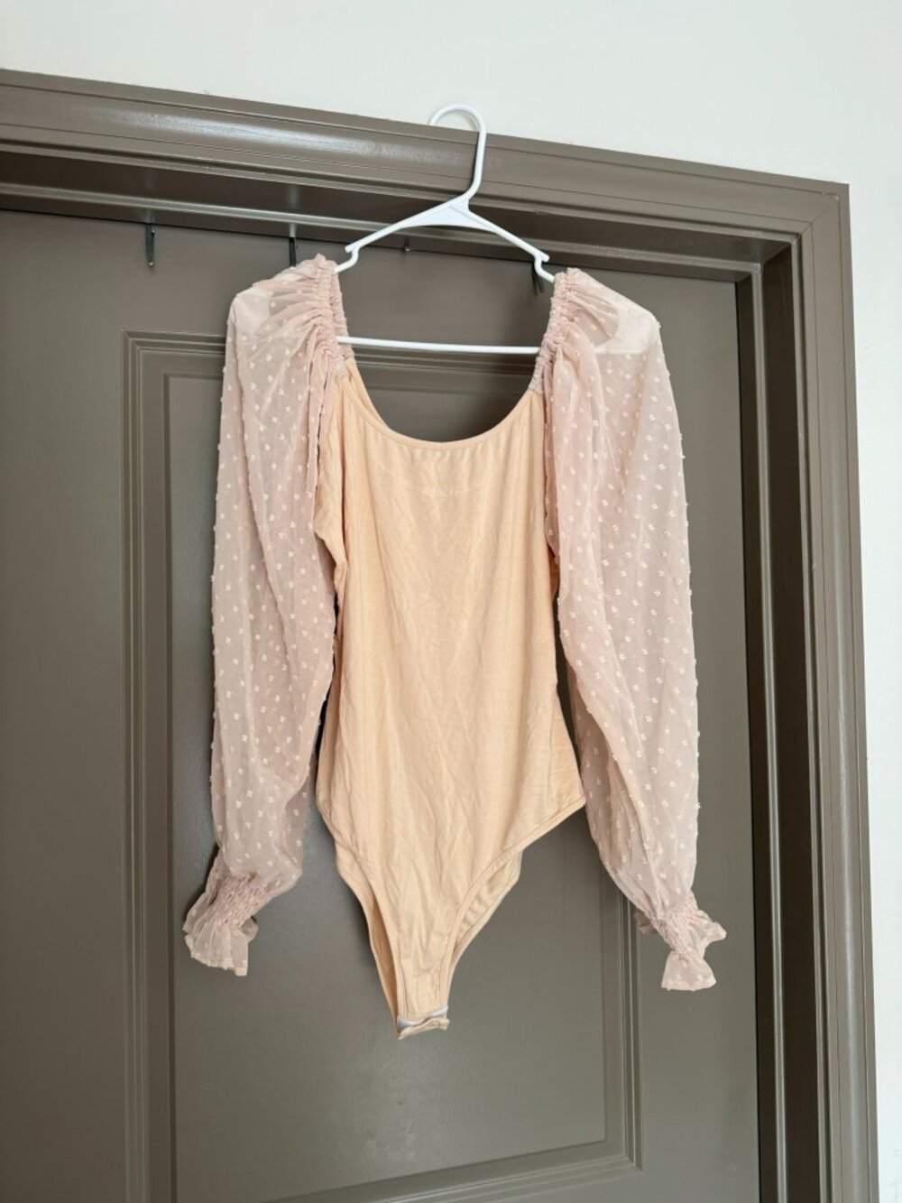Cream Puff Sleeve Bodysuit | Size Large | Never Worn